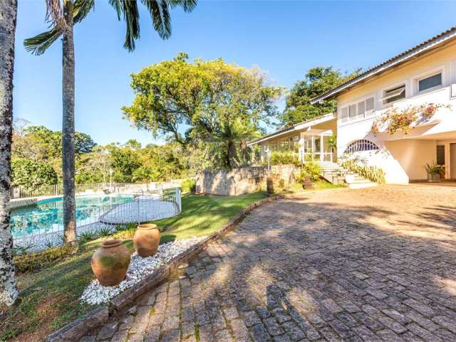 Casa com 5 quartos à venda em Vila Santista - SP