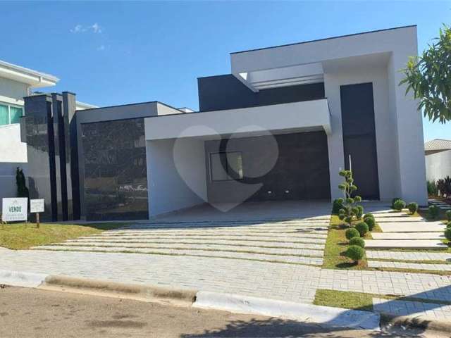 Casa térrea em lindo condomínio de Atibaia