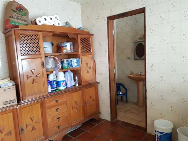 Casa com 3 quartos à venda em Alvinópolis - SP