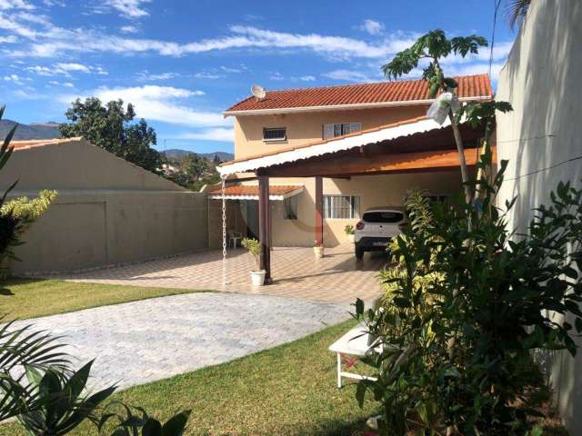 Casa com 3 quartos à venda em Jardim Do Lago - SP