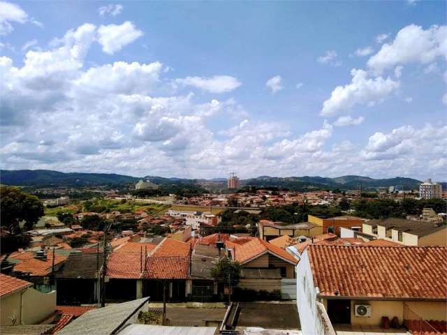 Casa com 4 quartos à venda em Jardim Alvinópolis - SP