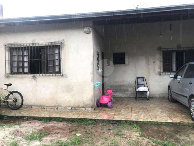 Casa térrea com 2 quartos à venda em Centro - SP