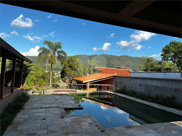 Casa com 4 quartos à venda em Vila Petrópolis - SP