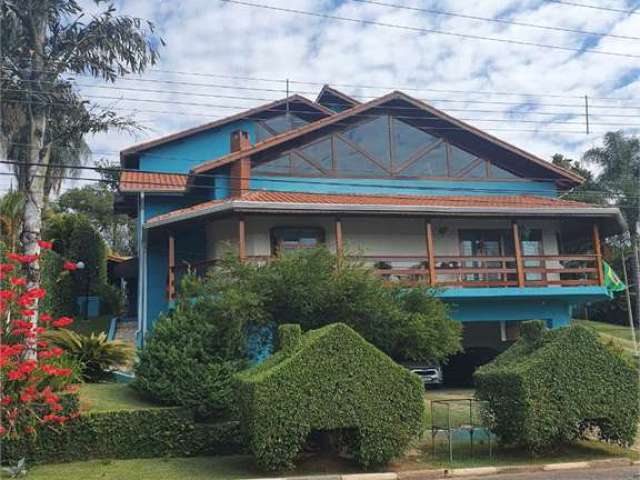 Casa com 4 quartos à venda ou para locação em Vila Machado - SP