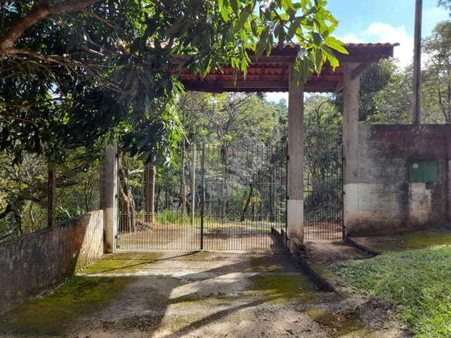 Sítio com 4 quartos à venda em Centro - SP