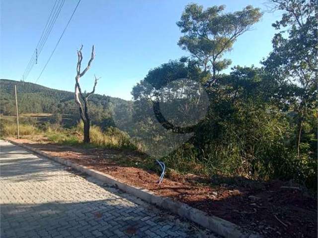 Loteamento à venda em Centro - SP