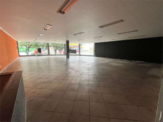 Salão Comercial para locação em Atibaia Jardim - SP