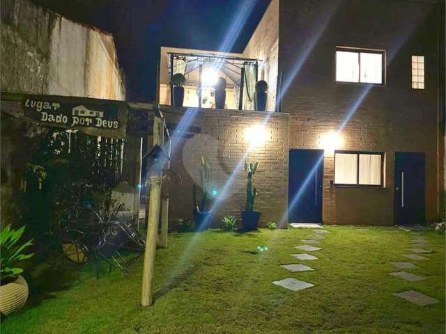 Casa com 5 quartos à venda em Jardim Dos Pinheiros - SP