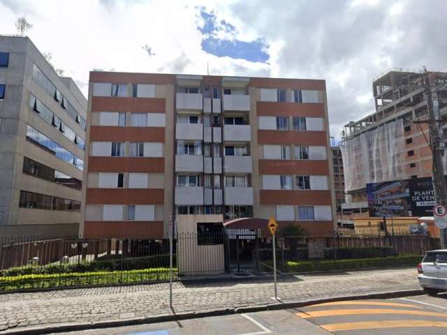 Apartamento com 3 quartos no Juvevê de 164,76 m²