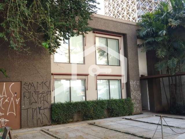 Loja / Casa Comercial -  229m² no Itaim Bibi - São Paulo - SP