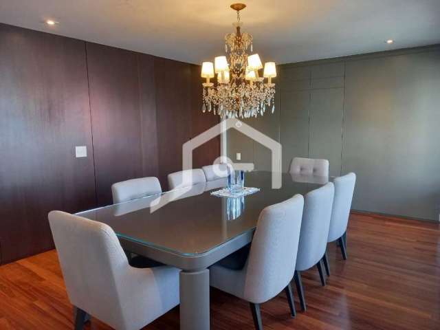 Apartamento 195m² 3 Suítes 2 Salas 4 Banheiros 4 Vagas Na Vila Morumbi - São Paulo - SP