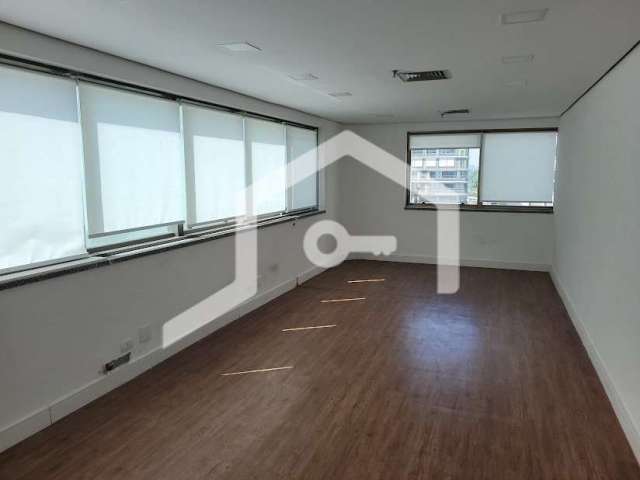 Sala Comercial 41m² 1 Banheiro 1 Salão em Pinheiros - São Paulo - SP