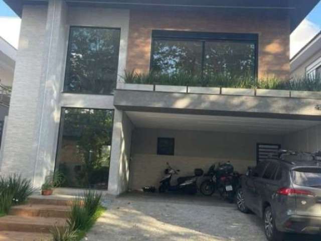 Casa em condomínio fechado com 4 quartos à venda no Alphaville, Santana de Parnaíba  por R$ 4.000.000