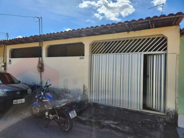 Casa para Venda em São Luís, Cohab, 2 dormitórios, 1 suíte, 2 banheiros, 3 vagas