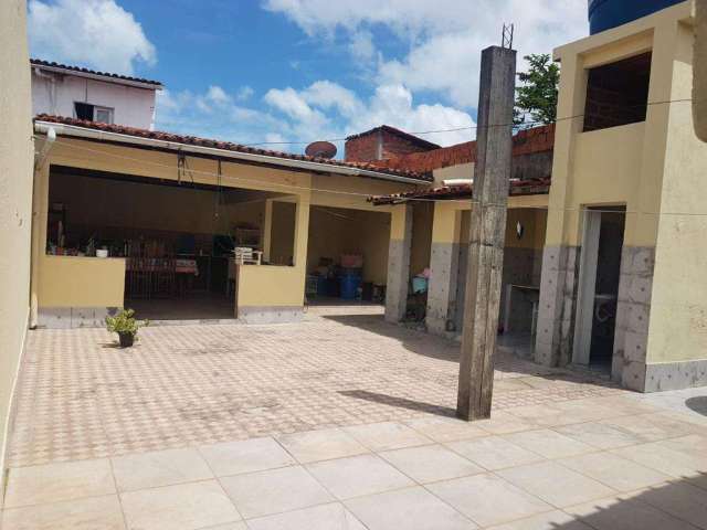 Casa para Venda em São Luís, Conjunto Habitacional Turu, 3 dormitórios, 1 suíte, 2 banheiros, 2 vagas