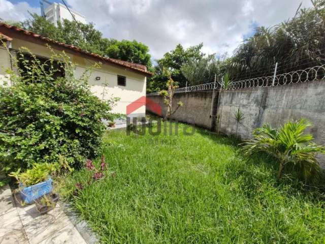 Casa para Venda em São Luís, Parque Shalon, 3 dormitórios, 3 suítes, 5 banheiros, 4 vagas