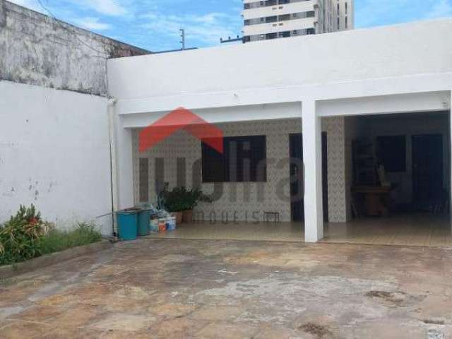 Casa para Venda em São Luís, Centro, 3 dormitórios, 2 suítes, 4 banheiros, 4 vagas