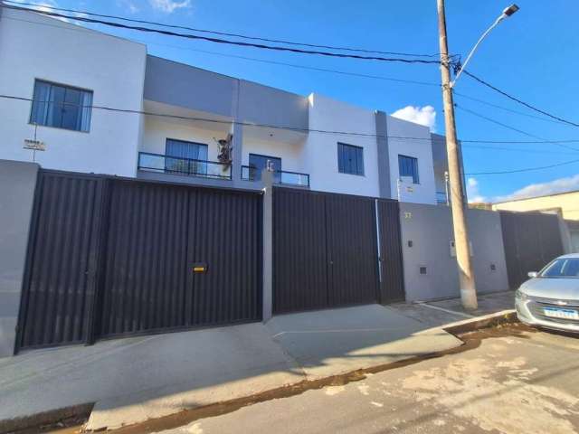 Casa com 3 quartos à venda na Rua das Ametistas, Marilândia, Juiz de Fora, 115 m2 por R$ 530.000