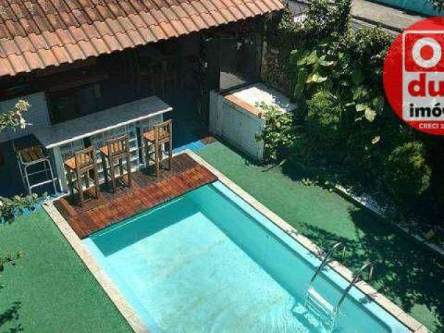 Casa com 3 dormitórios à venda por R$ 1.960.000,00 - Macuco - Santos/SP