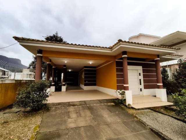 Casa com 4 quartos à venda na Rua dos Juazeiros, 190, Pedra Branca, Palhoça por R$ 1.350.000