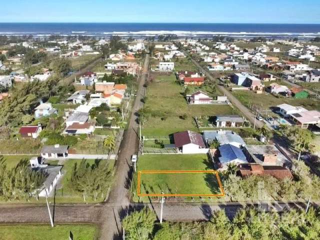 Esquina pronta para construir no bairro mais arborizado da cidade