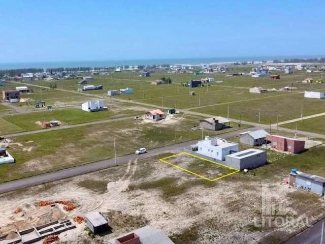 Terreno Frente Mar a 800m da Areia da Praia