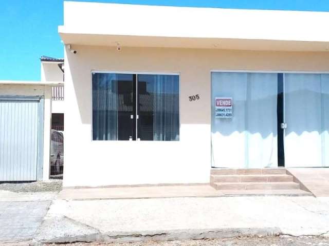 Casa prox. Posto de Saude