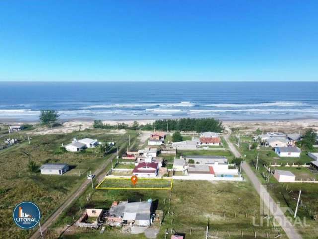 Terreno a 90 metros da Praia