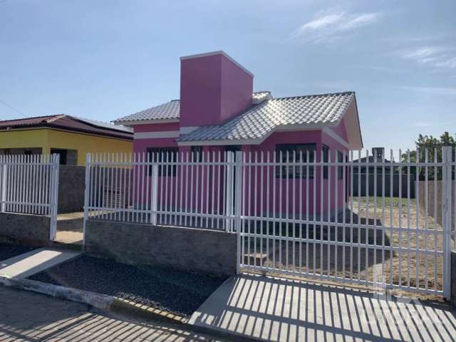 Casa toda de laje no Bairro Jardim Atlântico