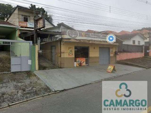 Terreno de 360m² com Sala Comercial e 2 Casas Mistas na Barreirinha, Curitiba - Excelente Oportunidade!