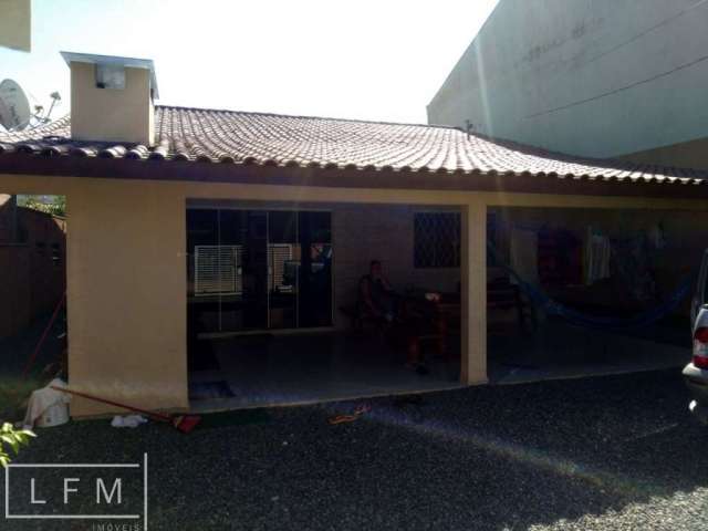 Casa com 2 quartos à venda na Rua 1019, 431, Itajubá, Barra Velha, 120 m2 por R$ 700.000