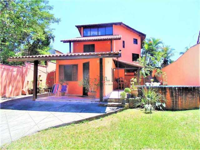 Casa com 3 dormitórios à venda, 415 m² por R$ 949.000 - Engenho do Mato - Niterói/RJ