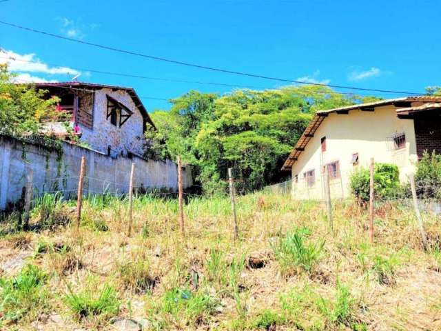 Terreno à venda, 468 m² por R$ 380.000,00 - Engenho do Mato - Niterói/RJ