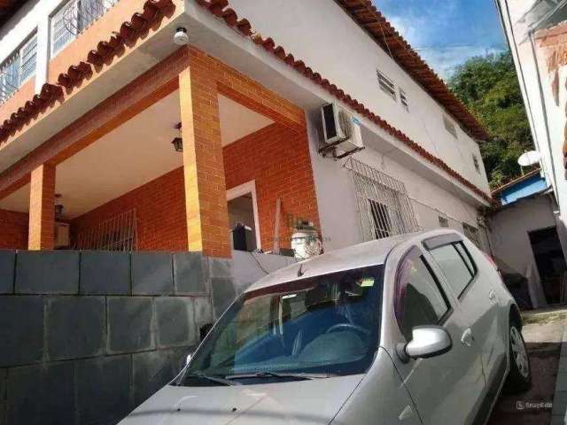 Casa com 4 dormitórios à venda, 210 m² por R$ 480.000,00 - Cubango - Niterói/RJ