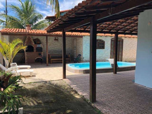 Casa com 2 dormitórios à venda, 220 m² por R$ 550.000,00 - Caxito - Maricá/RJ