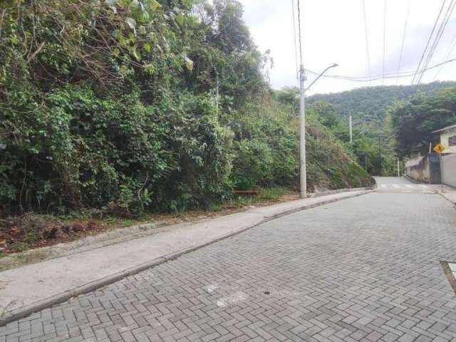 Terreno à venda, 360 m² por R$ 340.000,00 - Piratininga - Niterói/RJ