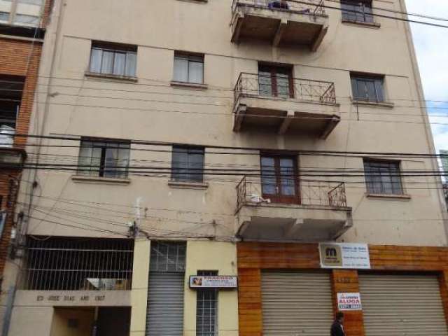 Apartamento com 1 quarto para alugar na Rua Benjamin Constant, --, Centro, Londrina por R$ 730