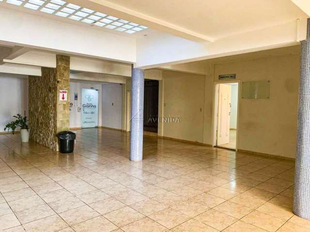 Sala comercial com 3 salas para alugar na Rua Senador Souza Naves, --, Centro, Londrina por R$ 3.000