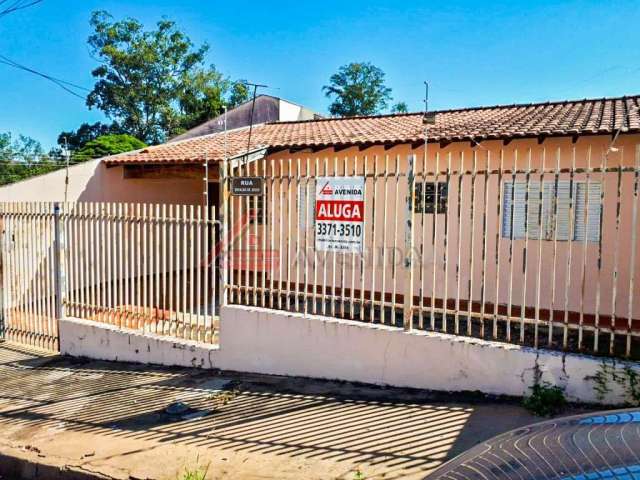 Casa com 3 quartos para alugar na Osvaldo de Jesus, --, Monte Belo, Londrina por R$ 1.500