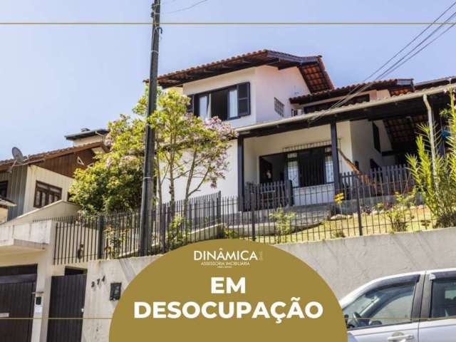 Casa com 3 quartos à venda na Rua Bom Jardim, 274, Fortaleza, Blumenau, 200 m2 por R$ 560.000