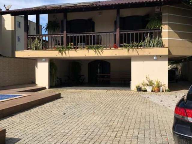 Casa com 3 quartos à venda na Rua Rudolfo Walter, 1697, Itoupava Central, Blumenau, 258 m2 por R$ 950.000