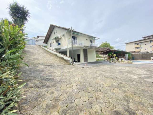 Casa com 6 quartos à venda na Rua Londres, 147, Itoupava Norte, Blumenau, 282 m2 por R$ 900.000