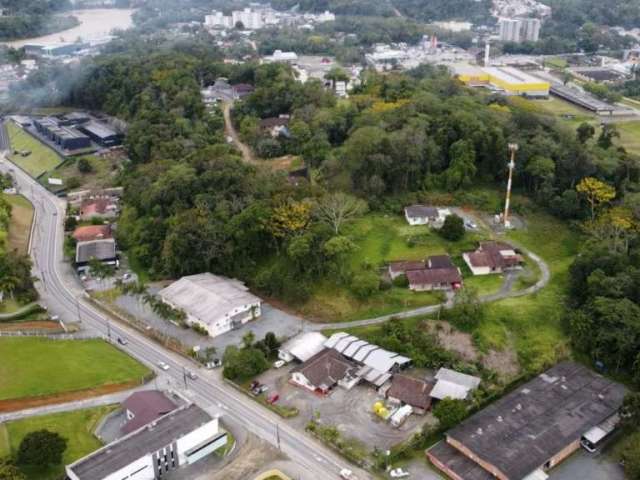 Terreno à venda na Rua Ari Barroso, 499, Salto do Norte, Blumenau por R$ 6.000.000