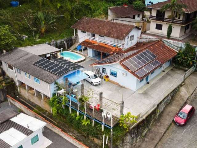 Casa com 10 quartos à venda na Rua Gustavo Frank, 305, Salto do Norte, Blumenau, 241 m2 por R$ 699.000