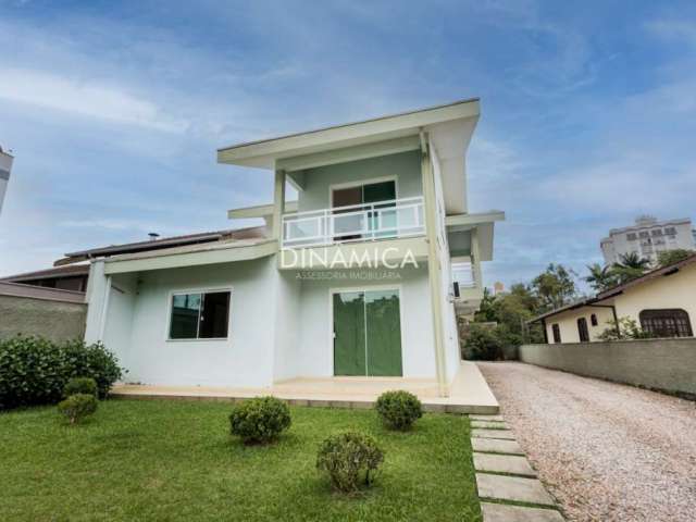 Casa com 3 quartos à venda na Rua Engenheiro Odebrecht, 219, Garcia, Blumenau, 200 m2 por R$ 1.300.000