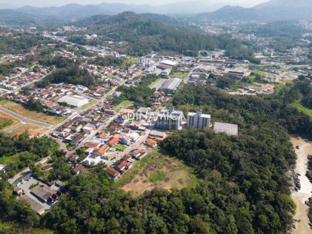 Terreno à venda na Rua Elsbeth Feddersen, 681, Salto do Norte, Blumenau por R$ 6.700.000