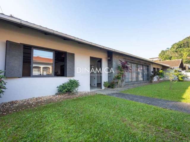 Casa com 4 quartos à venda na Piratininga, 167, Garcia, Blumenau, 292 m2 por R$ 1.500.000