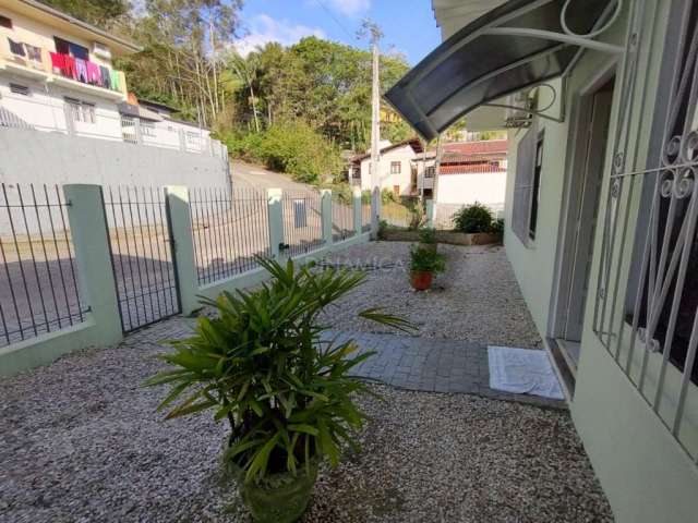 Casa com 4 quartos à venda na Rua Ricardo Koball, 501, Escola Agrícola, Blumenau, 308 m2 por R$ 798.000