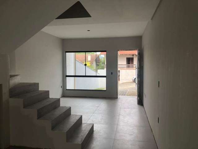 Casa com 2 quartos à venda na Henrique Bauler, 21, Velha, Blumenau, 90 m2 por R$ 459.000