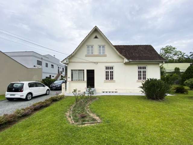 Casa com 4 quartos à venda na Emilio Talmann, 321, Garcia, Blumenau, 188 m2 por R$ 1.800.000